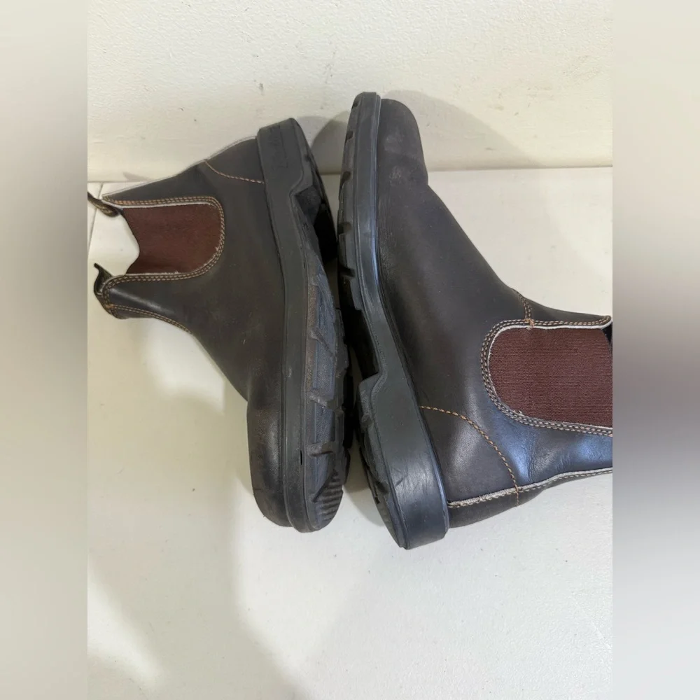 Blundstone Dark Brown Chelsea Pull-On Boots